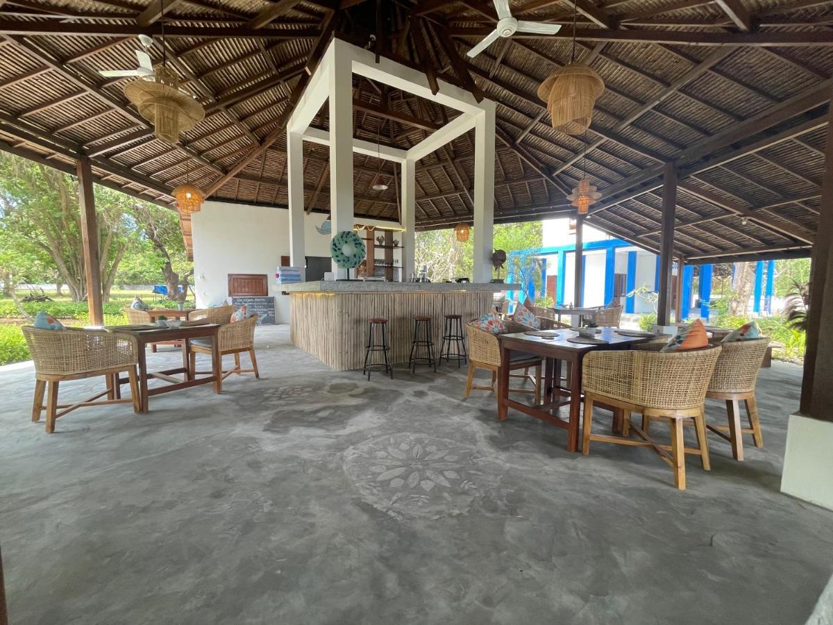 Blue Emocean Dive Resort Moyo Island Kültér fotó
